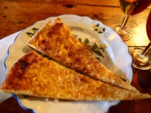 ガレット ド ペルージュ Galette de Pérouges