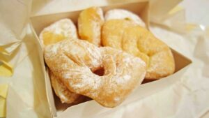 ビューニュ(Bugne)