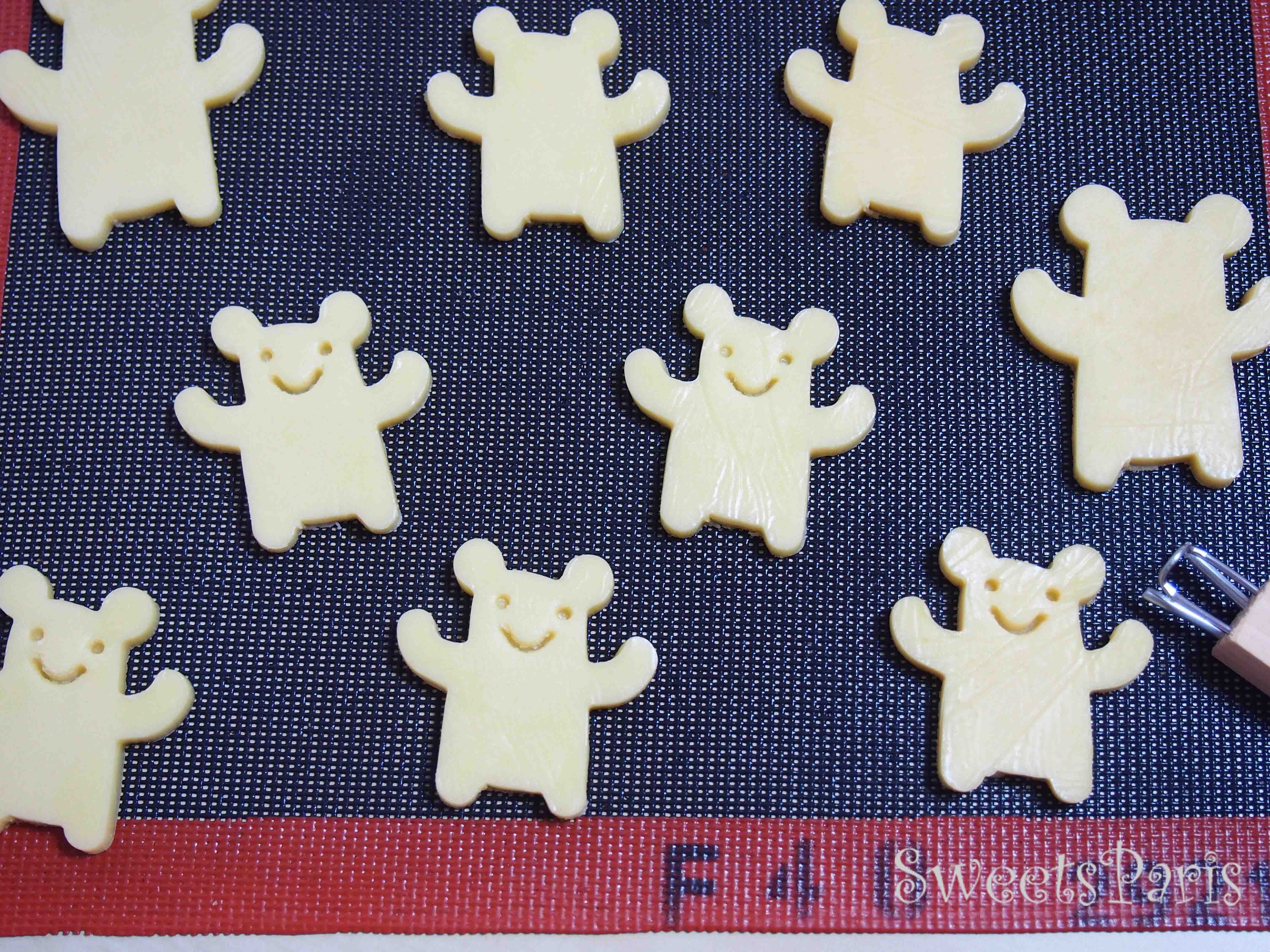 プレゼントに最適!くまの型抜きクッキーの作りかた*Recette de Sablé