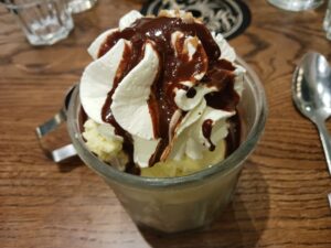 ショコラリエジョワ Chocolat liégeois