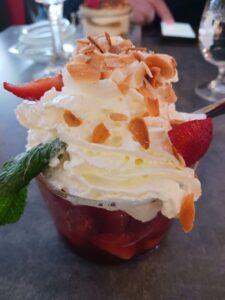 クレームシャンティイ Chantilly