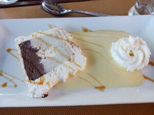 ヌガーグラッセ Nougat glacé