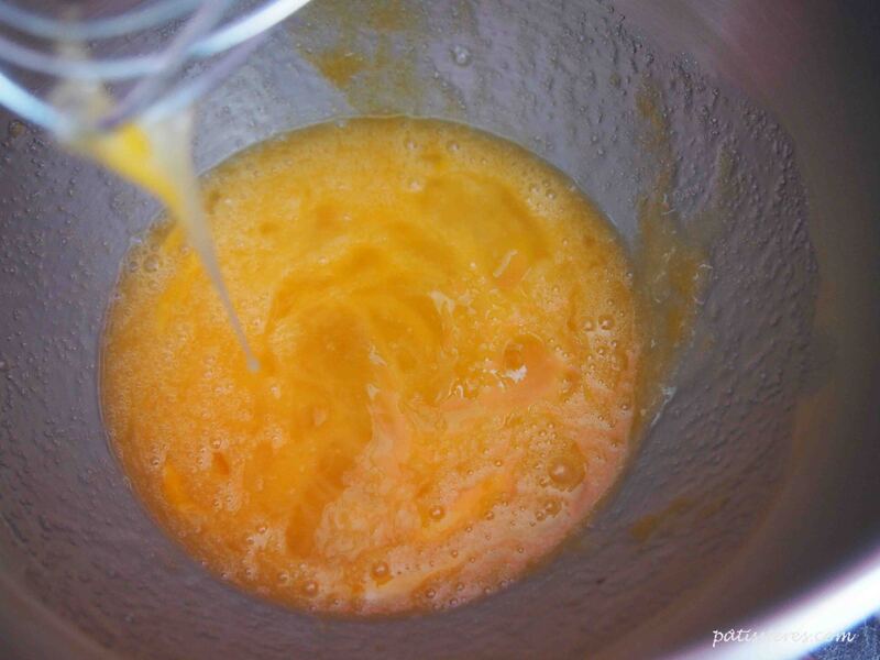 ジェノワーズのレシピ(卵を泡立てる)