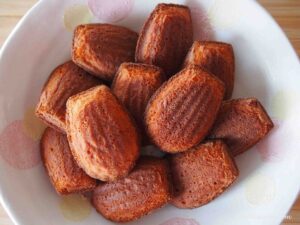 ふわふわしっとりな蜂蜜マドレーヌの作りかた