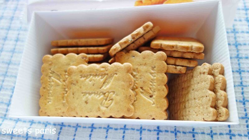 ボンママンのプチブール petit-beurre Bonne Maman