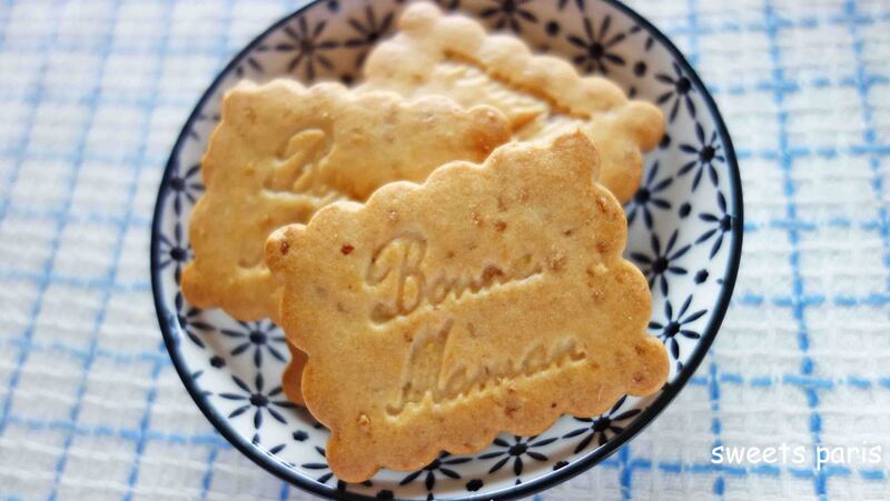 ボンママンのプチブール petit-beurre Bonne Maman