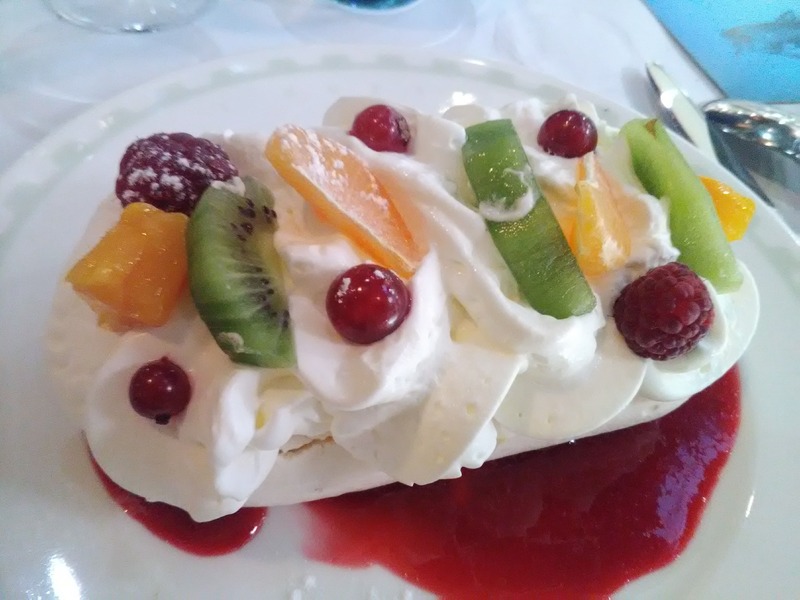 メレンゲ菓子ヴァシュラン vacherin