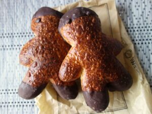 クリスマスの人形パン マナラ