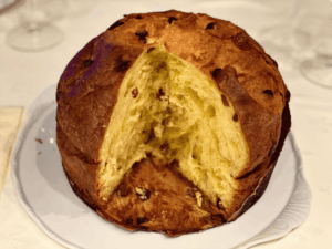 パネットーネ Panettone