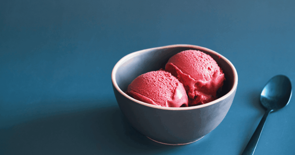 cassis　カシス、黒すぐり