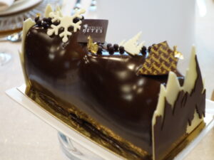 フランスのクリスマスケーキ【ビュッシュ・ド・ノエル】Bûche de noël