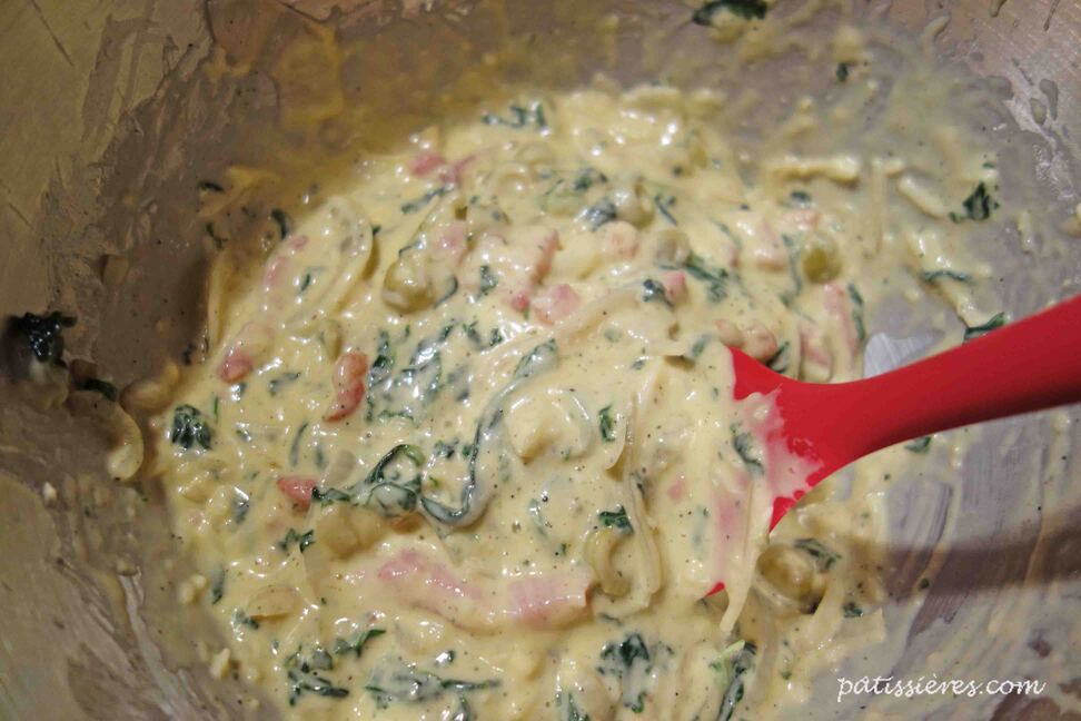 ベーコンとキノコとほうれん草のケークサレのレシピ