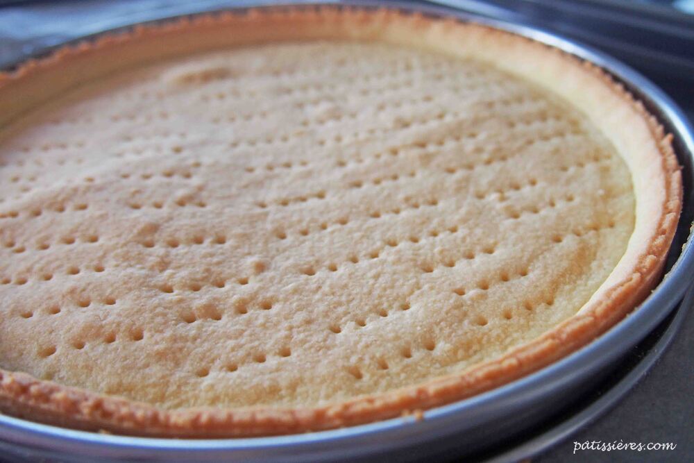 タルト生地の失敗例（そこが膨らむ）