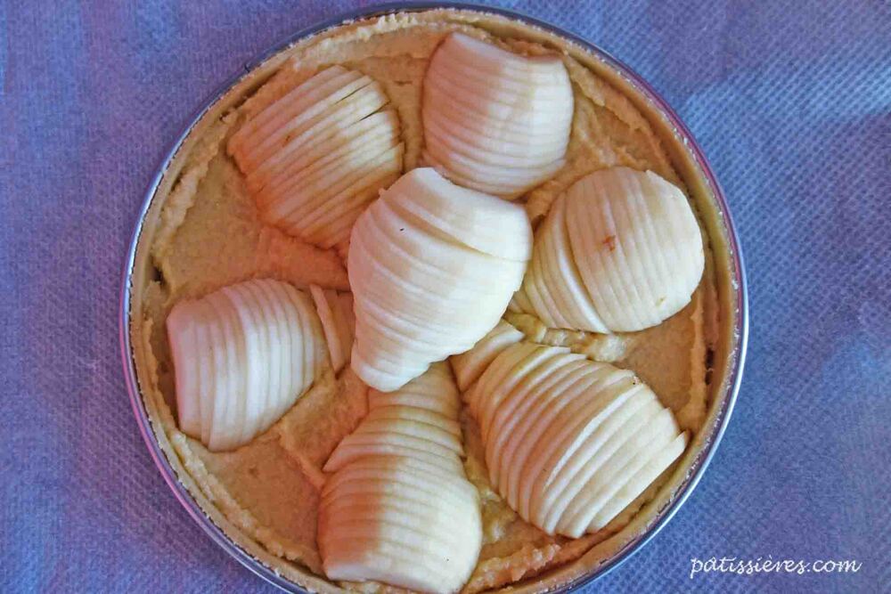 タルトの土台とするクレームダマンド